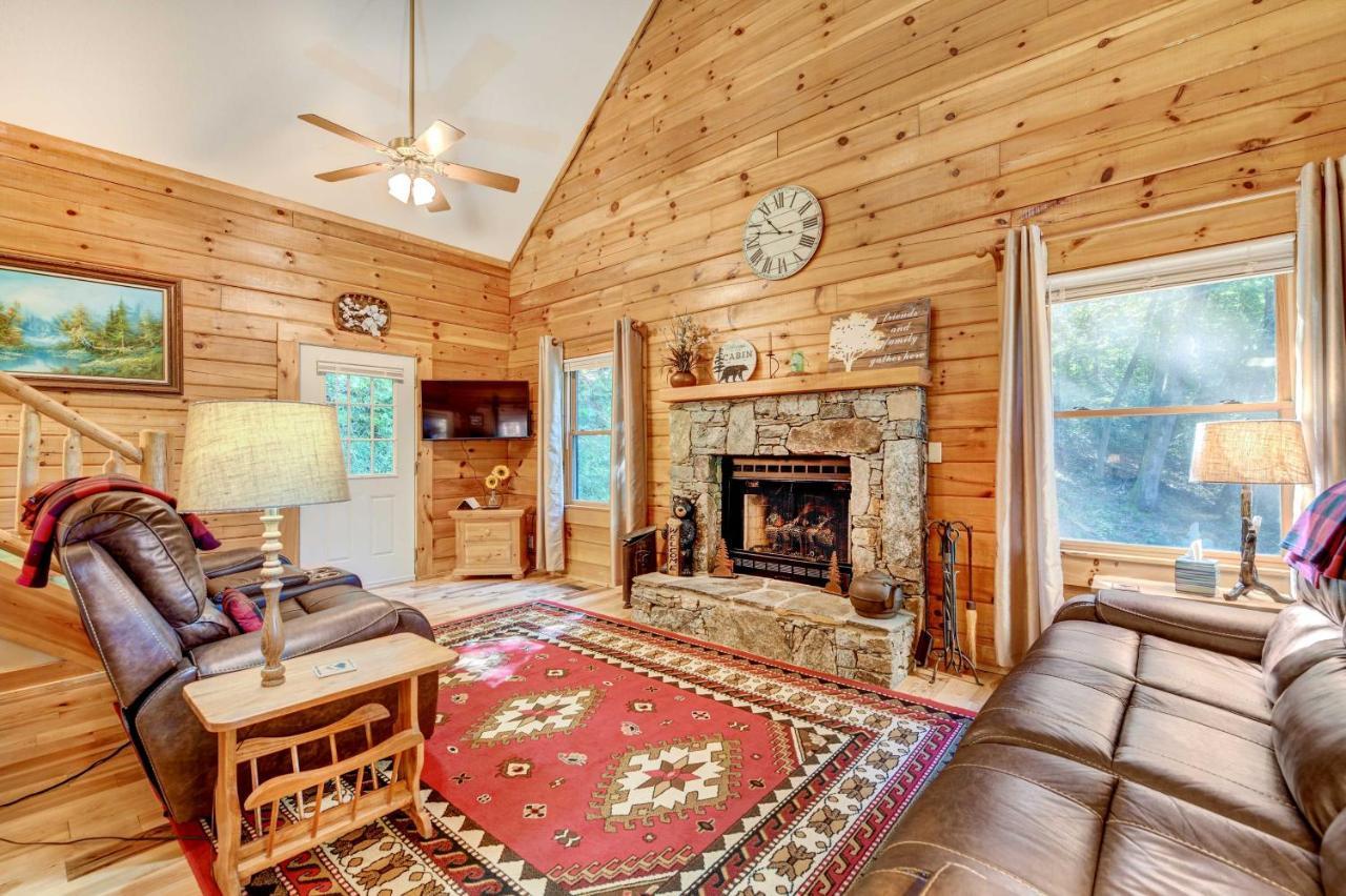 Waynesville Cabin With Covered Deck And Fire Pit! Lake Junaluska Exterior photo